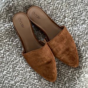 Abound Chestnut Brown Faux Suede Mules Preowned